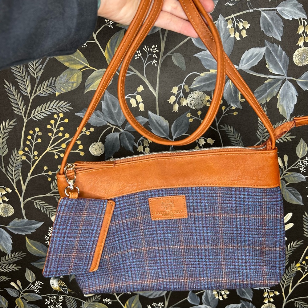 British Bag Company With Clip Wallet